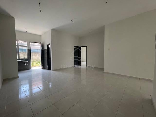 Like New House 🔥Gated & Guarded | SEMI-D SETINGKAT KOTASAS PRESINT 5 3