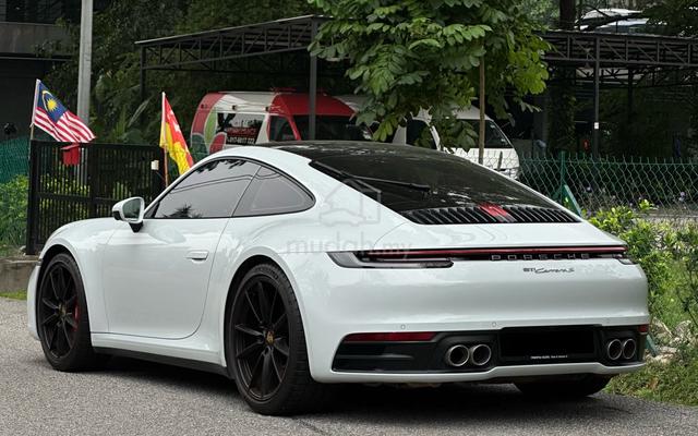 2019 Porsche 911 Carrera S 3.0 Coupe Full Burmeste - 4