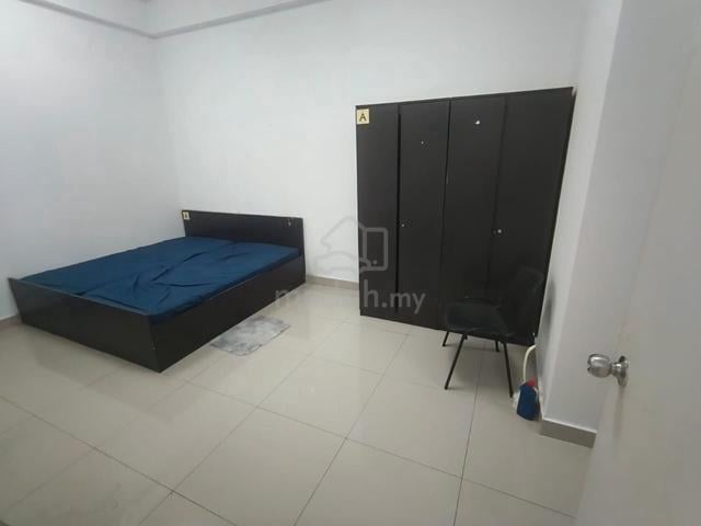 Fully furnished Master Room for rent @ Mutiara Ville Cyberjaya blk C 1