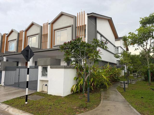 Myra Gardens (Phase 2) End Lot Double Storey House (Direct Owner) 1