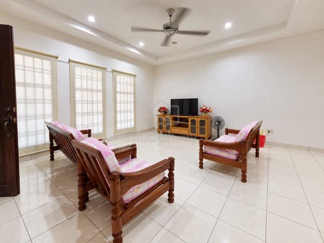 Pelangi Indah Double Storey Terrace 24x80 Renovated Low Downpayment 1
