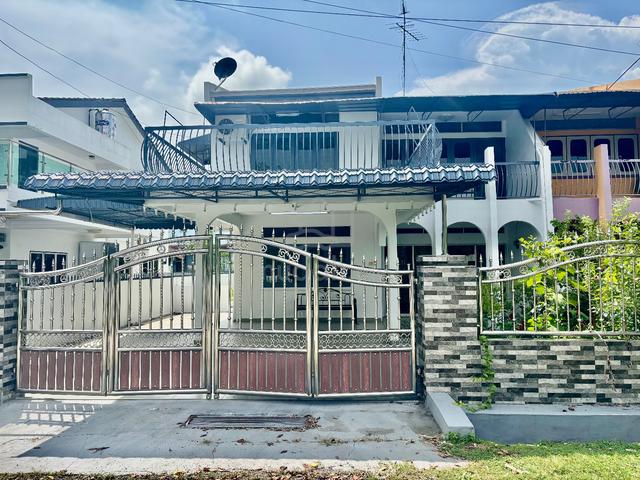 Nice Double Storey Semi D House For Rent @ Teluk Intan Town 2
