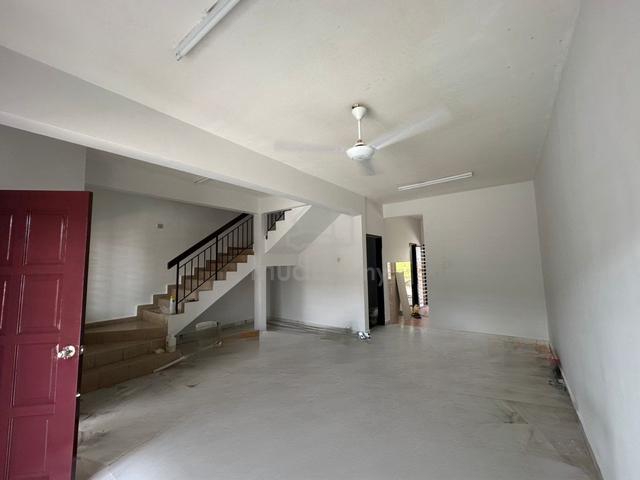 [MOVE IN CONDITION] Double Storey Alam Perdana, Puncak Alam for Sale 1