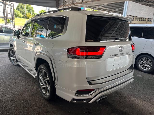 2023 Toyota LANDCRUISER 3.5 ZX (4k Milleage) - 3