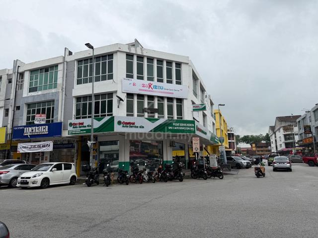 2nd Floor Office Corner, 33x75 Corner,Taman Sri Serdang,Seri Kembangan 1