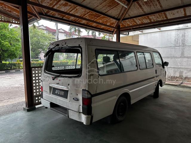 2005 Ford ECONOVAN 2.5 MAXI (M) - 2