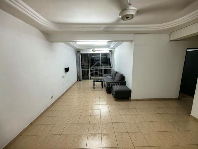 Putri Ria Apartment 1