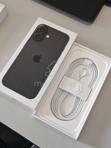 Iphone 16 - photo 3 of 3