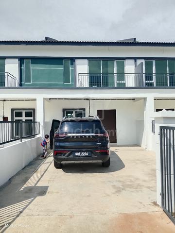 rumah teres Bandar Scientex Jasin untuk disewa 1