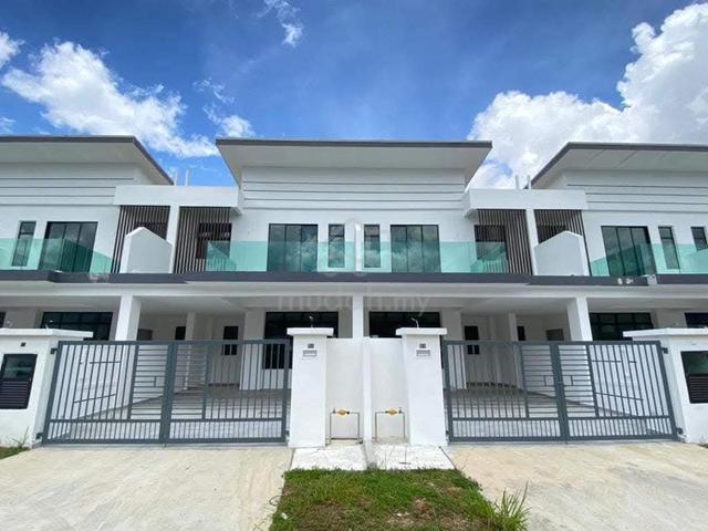 2-storey Terraced House for Sale, 4 Bedroom, 1400 sq.ft, Ulu Tiram ...