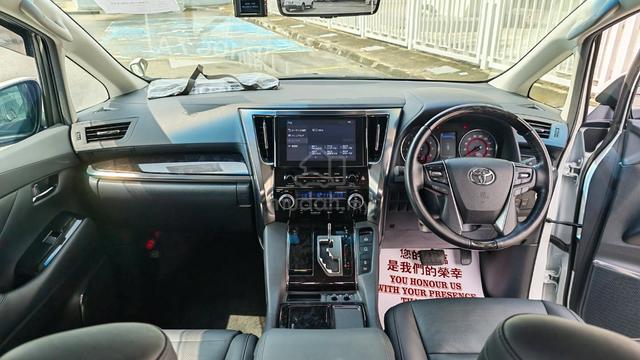 2022 Toyota ALPHARD 2.5 SC Low Mileage - 4