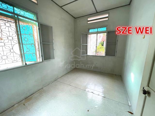 Georgetown 2 Storey Terrace 2255 Sq.ft Off Jalan Burma Pulau Tikus 1