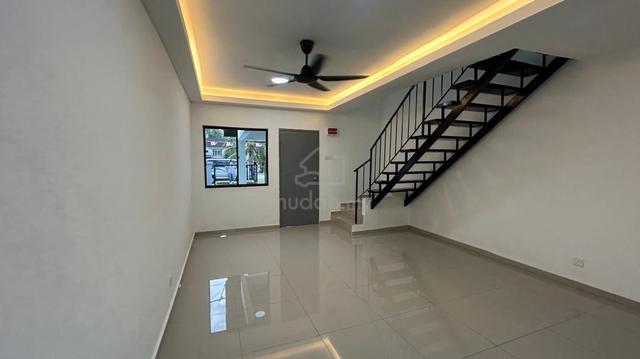 Double Storey Medium Cost Cahaya Masai Renovate Full Loan First Home 2