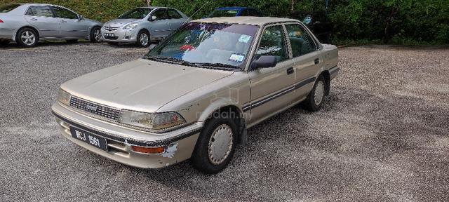 Toyota COROLLA 1.3 SE (M)