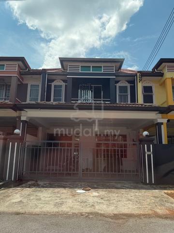 For Rent 🏠  Taman UNI Garden Double Storey House Kuching Samarahan 1