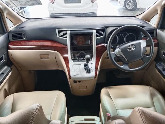 Cash & Full Loan 2010 Toyota VELLFIRE 2.4 X (A) - 5