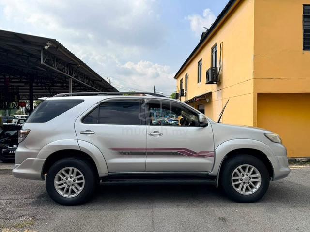 2012 Toyota FORTUNER 2.7 V TRD SPORTIVO FACELIFT - 3