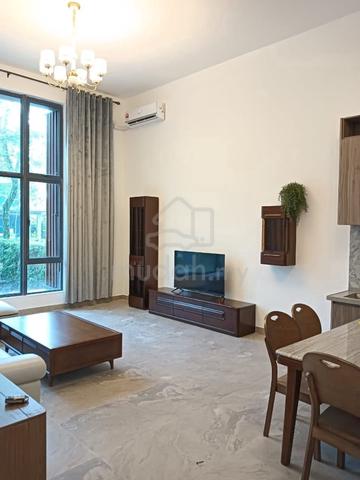 Fringe Villa (Golf Villa) @ Forest City 1