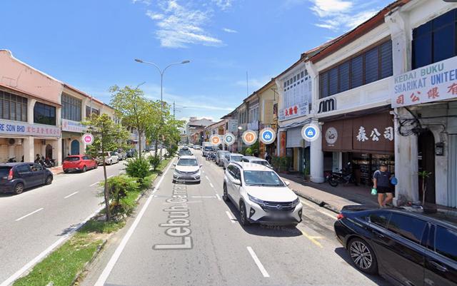 2 STY SHOP@LEBUH CARNARVON Great area to do FnB 1