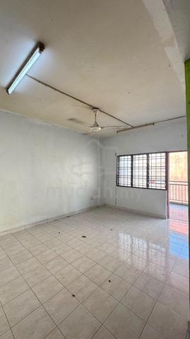 Flat Taman Harmoni 2 @ Skudai 1