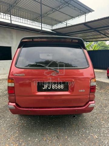 Toyota UNSER 1.8 GLI (M) 1999 CUNN - 4