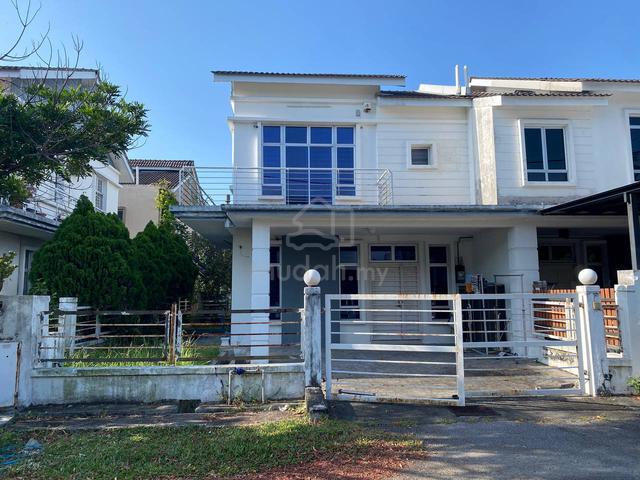 Semi D Cluster Double Storey Bandar Saujana Putra BSP Partially Furnis 5