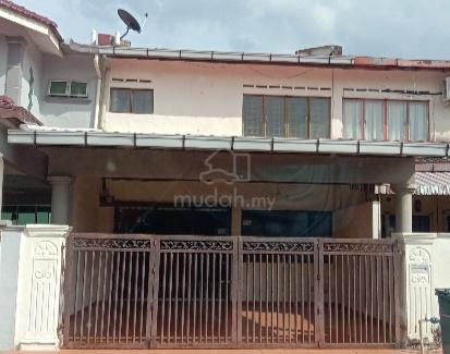 Rumah Teres 2 tingkat utk dijual 1