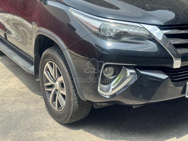 2017 Toyota FORTUNER 2.7 SRZ (A) LOAN KEDAI IC SJ - 5