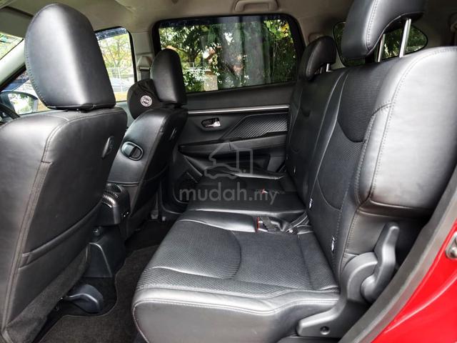 2022 Perodua ARUZ 1.5 AV (A) Full Service Warranty - 2