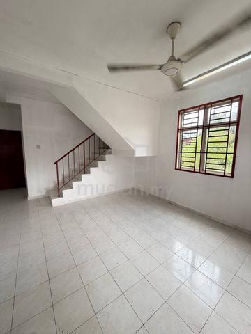 Gelang Patah @ Jalan Nusaria 2 Storey Medium Low Cost House for Sale 1