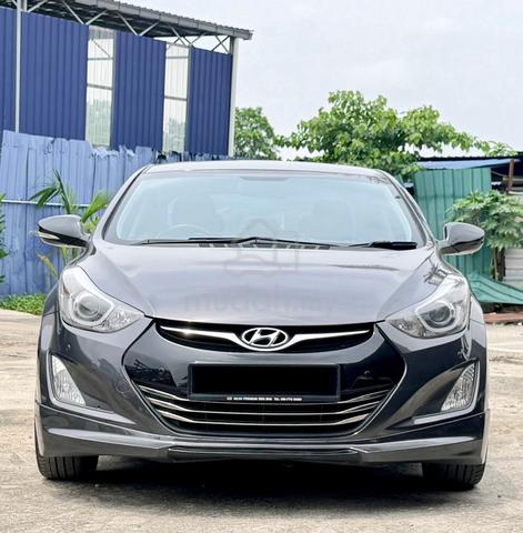 TRUE 2015 Hyundai ELANTRA 1.8 PREMIUM FACELIFT (A) - 3
