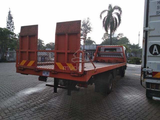 Hino XZU 415 Towing Car Carrier - photo 3 of 6