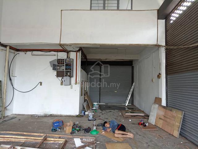 1.5 Stry Light Ind Shoplot @ Tmn Perindustrian Ringan Usahajaya - Rent 1