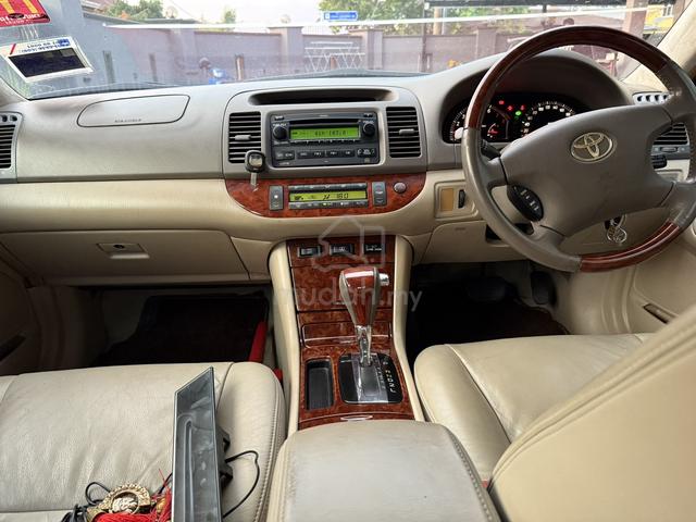 Direct owner - 2002 Toyota CAMRY 2.4 V (A) - 4