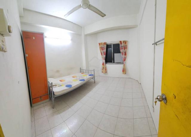 Bilik Sewa lelaki murah area kg jawa klang 1