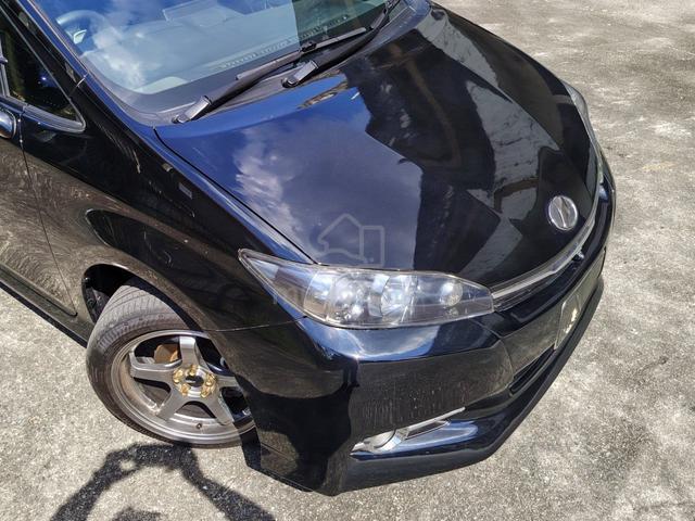 2014 Toyota WISH 1.8 G FACELIFT (A) - 4