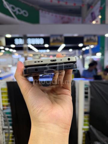 Carousel Image
