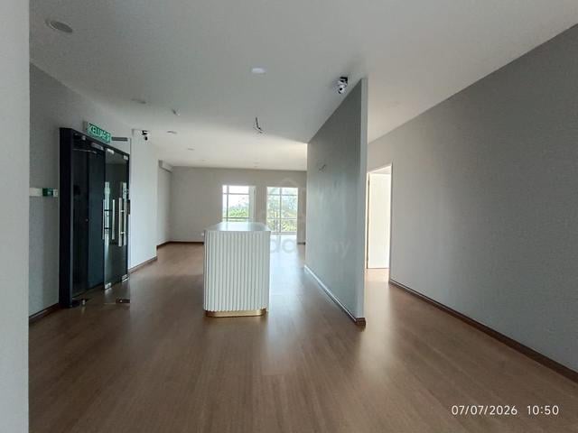 KK TOWN CORNER OFFICE｜KK TIMES SQUARE｜IMAGO｜5th FLOOR｜PARTIALLY 1