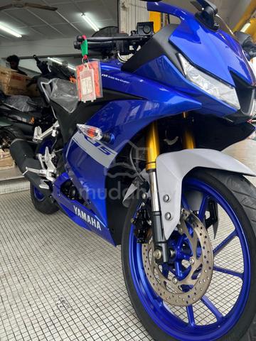 YAMAHA YZF-R15(Second)UNTUK DIJUAL CASH/LOAN🏍️🏍️ - photo 3 of 10