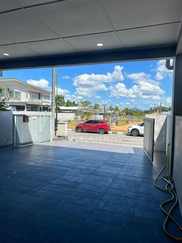 Taman Sri Moyan, Double Storey Terrace Intermediate, Near Emart Moyan 1