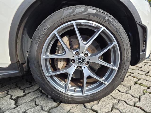 2021 Mercedes Benz GLC300 4MATIC AMG LINE GRADE5A - 5