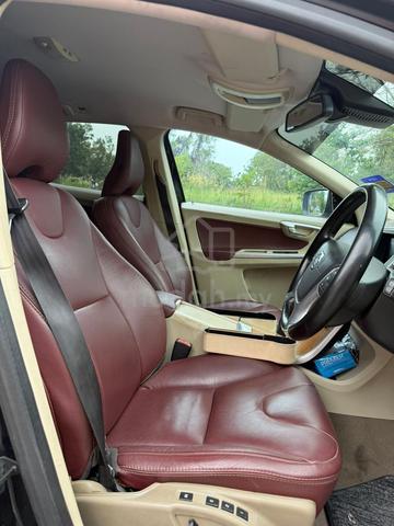 2011 Volvo XC60 2.0 T5 (A) - 4