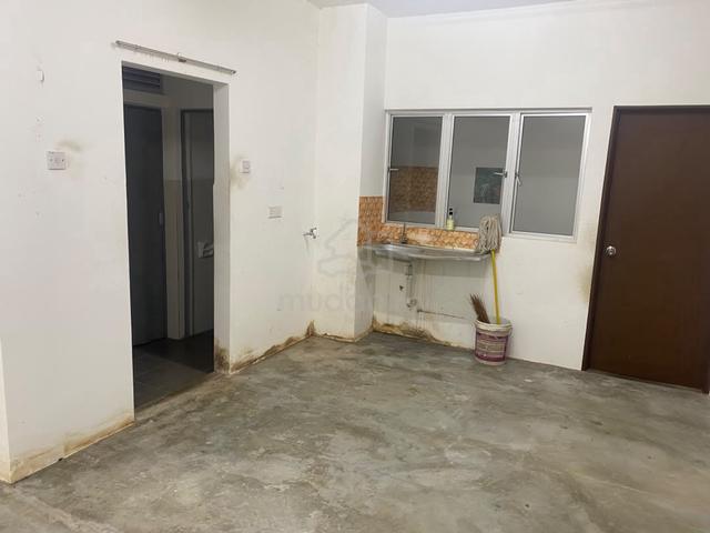 Ground-Floor TownHouse - Bukit Bayan Citra 1