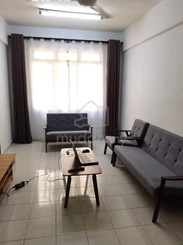 Hata Square Apartment 1