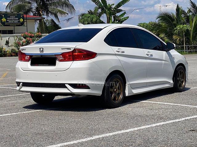 2017 Honda CITY 1.5 (A) LOAN KEDAI IC SAHAJA - 2
