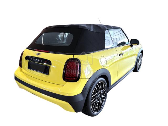 2025 MINI Cooper S Convertible - 3