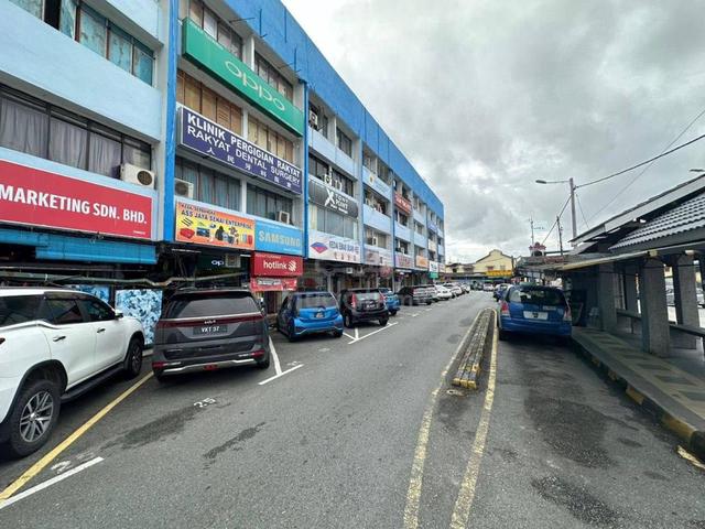 Senai - 4 Storey Shop For Sale 1