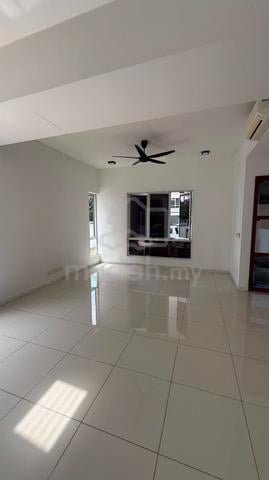 Parkfield Residences , Tropicana Heights ,  End lot 30x80 extra land 1