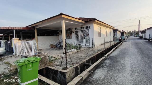 (Facing Padang🔥) End Lot Teres Setingkat Indera Sempurna, Kuantan 1