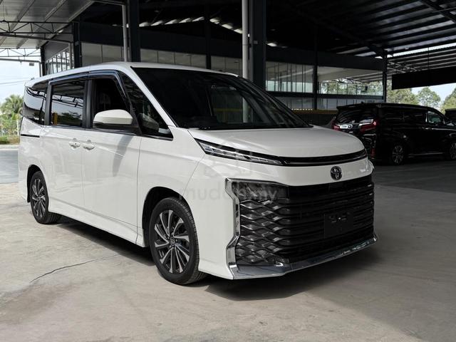 FULLoan VOXY S-Z BSM CTV AUTO DRIVE 2023 UNREG - 1